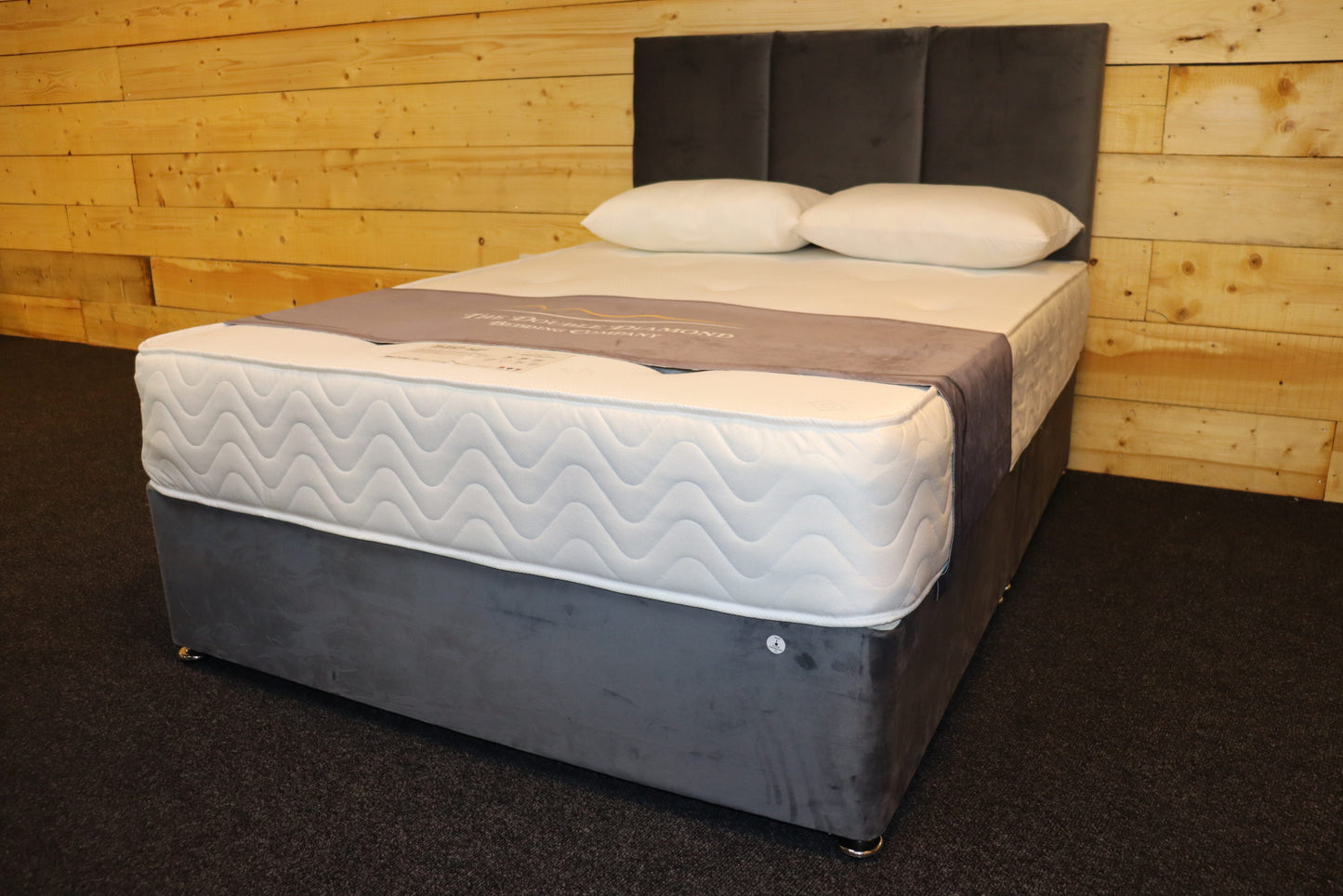 Double Divan Bed with 1200 Pocket Mattress